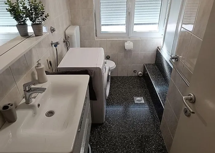 Sofia, 200 M From The Apartamento *